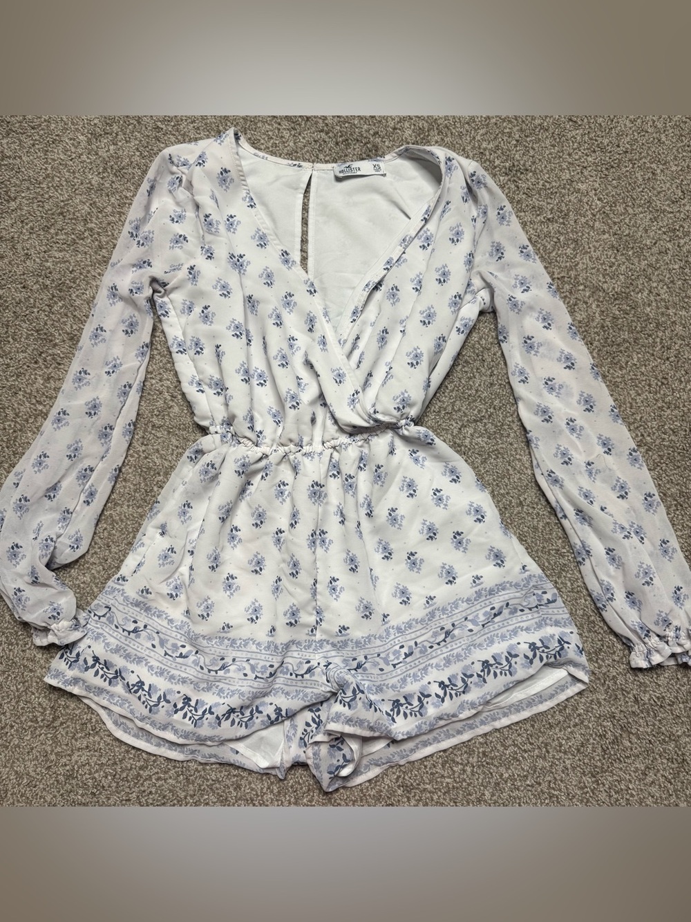 Hollister Women's Floral Print Long Sleeve Romper
